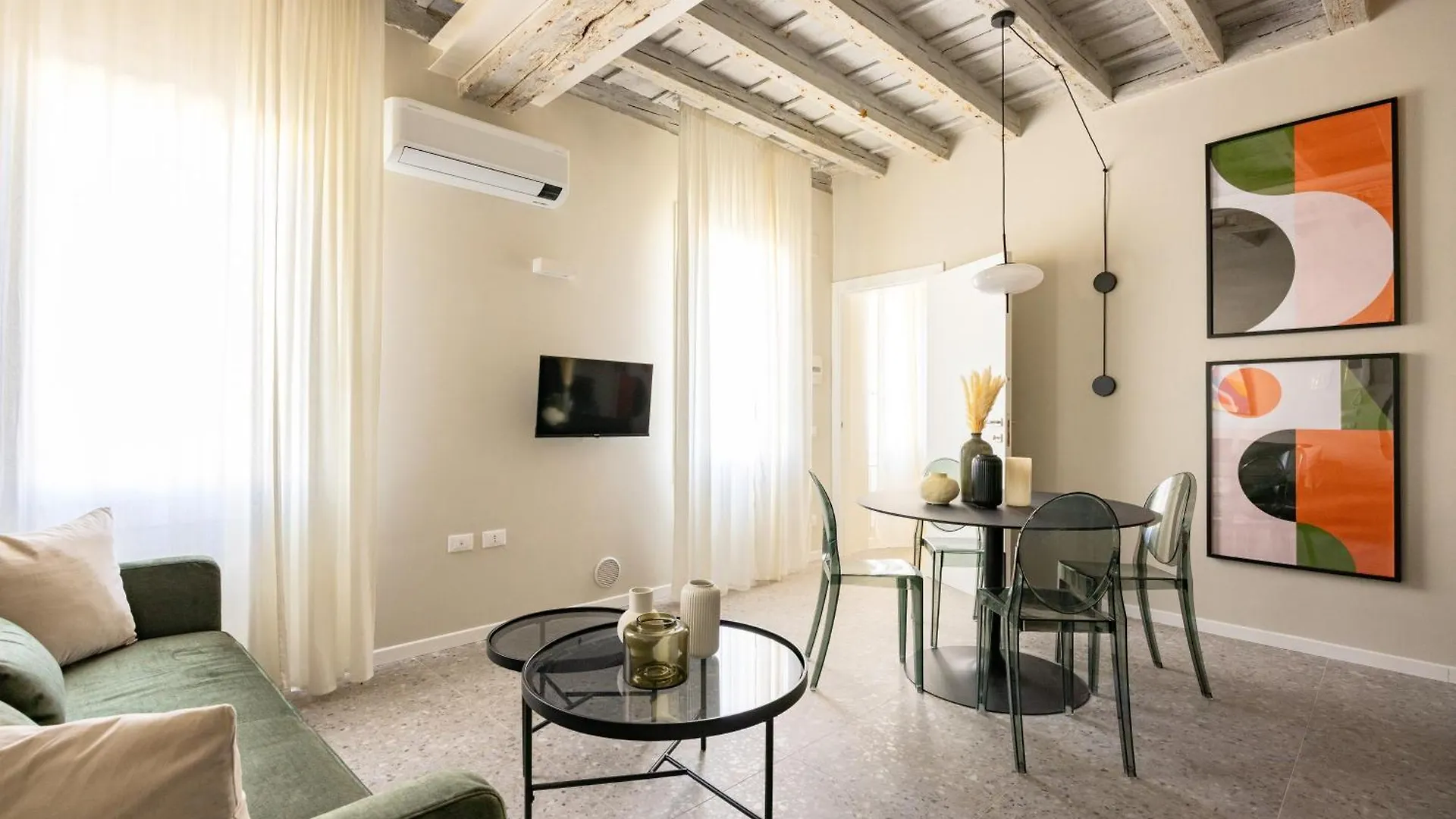 Luxury Home In ヴィチェンツァ 0*,  イタリア
